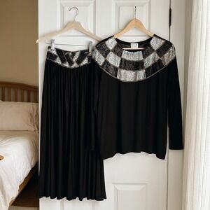 VTG Black & Gold Sequin Long Sleeve Skirt Set Size Small Glam Party Outfit